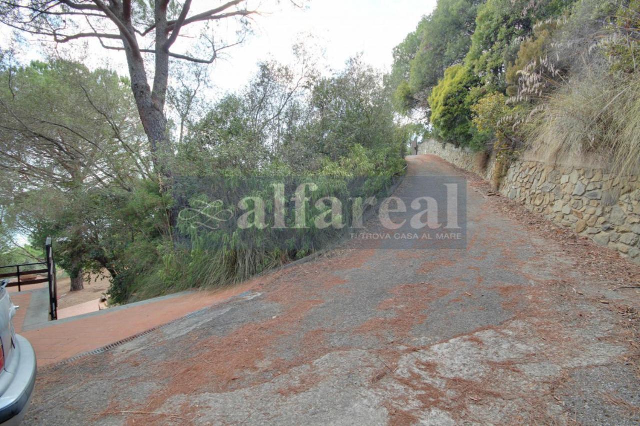Villa Piemonte, 3 Camere, 3 Bagni, E Splendida Vista Mare! By Alfareal 卡斯蒂里昂纳·德拉佩 外观 照片